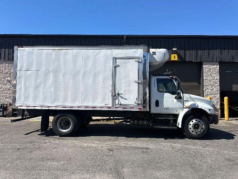 Refrigerated Truck-Light and Medium Duty Trucks-International-2020-MV607-Kearny-NJ-183,698\n\t\tmiles-$ 40,500 - Image 13
