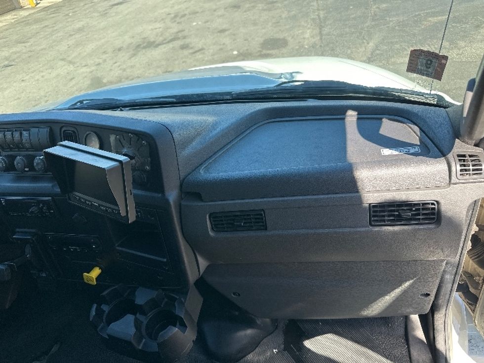 Refrigerated Truck-Light and Medium Duty Trucks-International-2020-MV607-Kearny-NJ-183,698\n\t\tmiles-$ 40,500 - Image 19