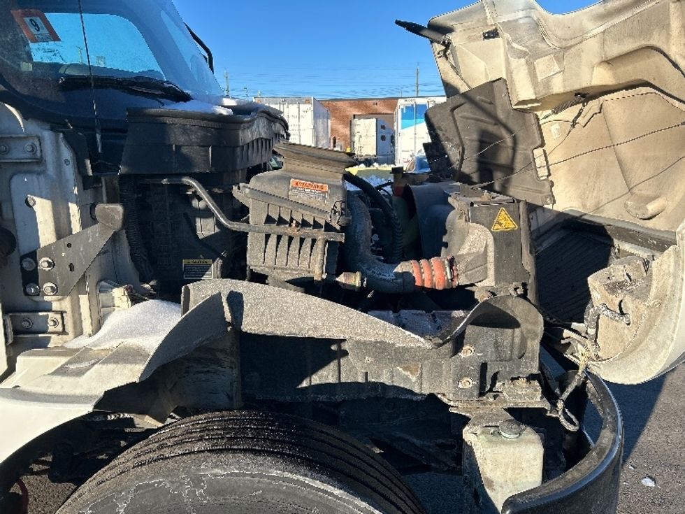 Refrigerated Truck-Light and Medium Duty Trucks-International-2020-MV607-Kearny-NJ-183,698\n\t\tmiles-$ 40,500 - Image 24