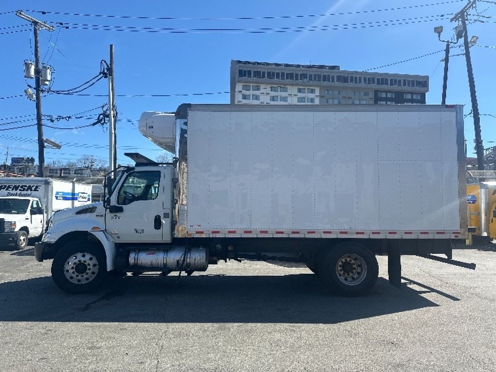 Refrigerated Truck-Light and Medium Duty Trucks-International-2020-MV607-Kearny-NJ-183,698\n\t\tmiles-$ 40,500 - Image 4