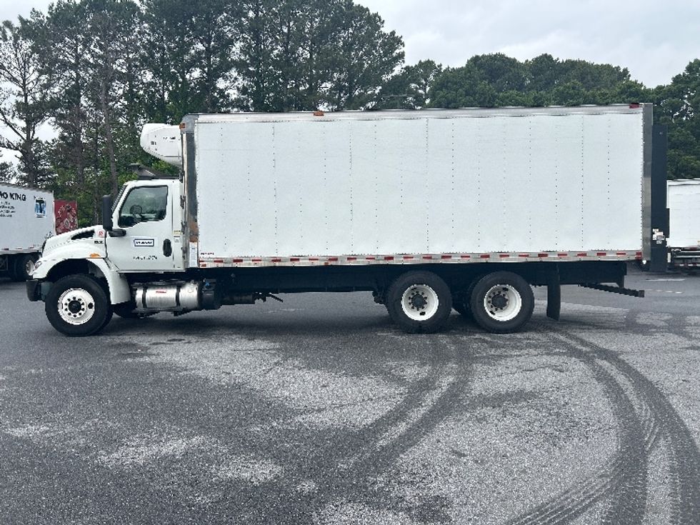 Refrigerated Truck-Light and Medium Duty Trucks-International-2020-MV607-Kennesaw-GA-178,347\n\t\tmiles-$ 62,500 - Image 4