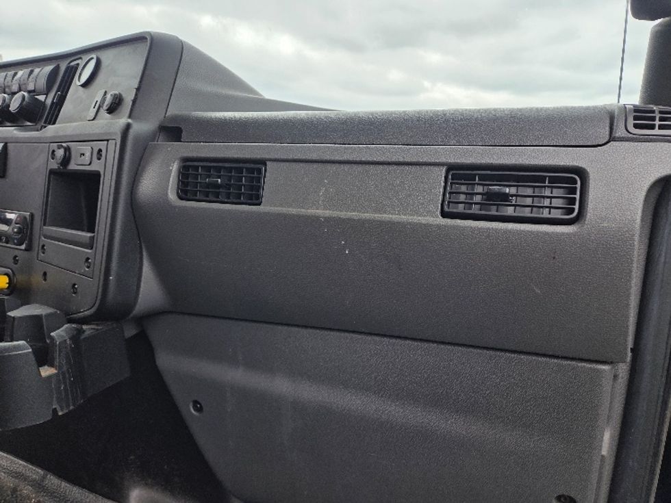 Refrigerated Truck-Light and Medium Duty Trucks-International-2020-MV607-Kent-WA-133,239\n\t\tmiles-$ 48,250 - Image 21