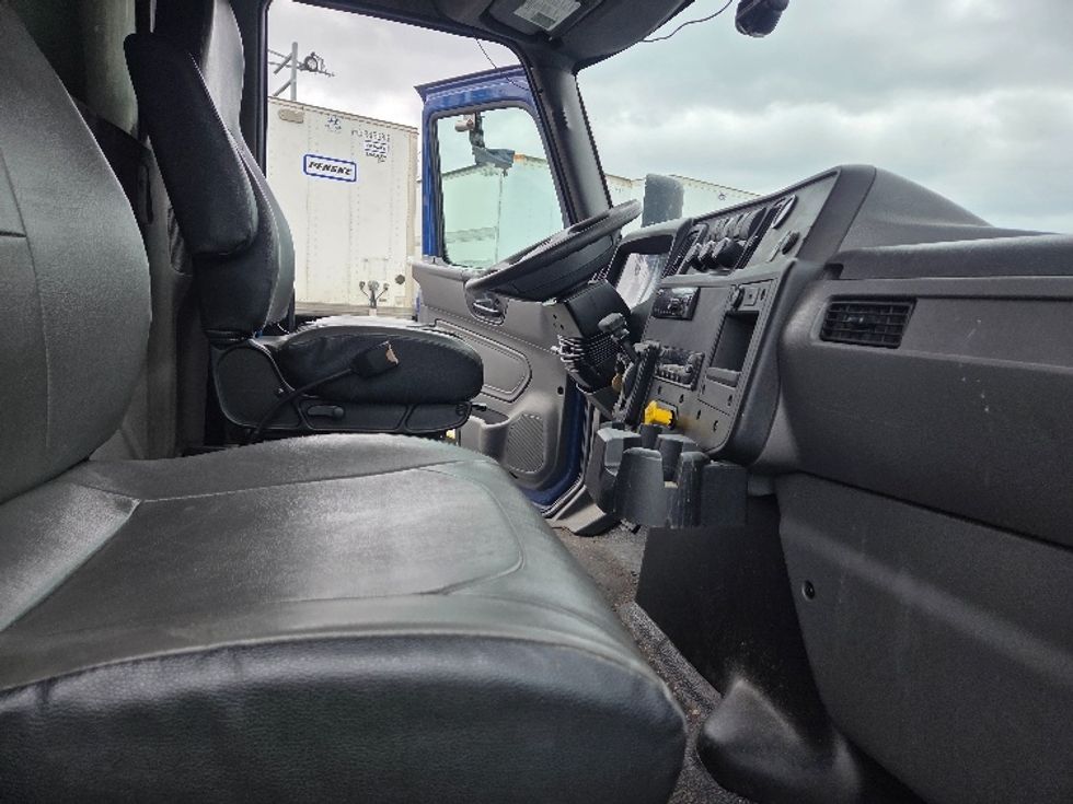 Refrigerated Truck-Light and Medium Duty Trucks-International-2020-MV607-Kent-WA-133,239\n\t\tmiles-$ 48,250 - Image 22