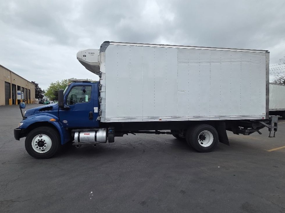 Refrigerated Truck-Light and Medium Duty Trucks-International-2020-MV607-Kent-WA-133,239\n\t\tmiles-$ 48,250 - Image 4