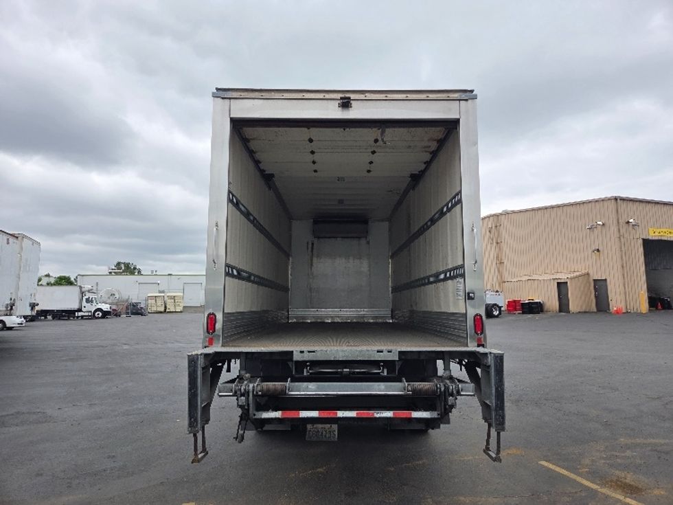 Refrigerated Truck-Light and Medium Duty Trucks-International-2020-MV607-Kent-WA-133,239\n\t\tmiles-$ 48,250 - Image 8