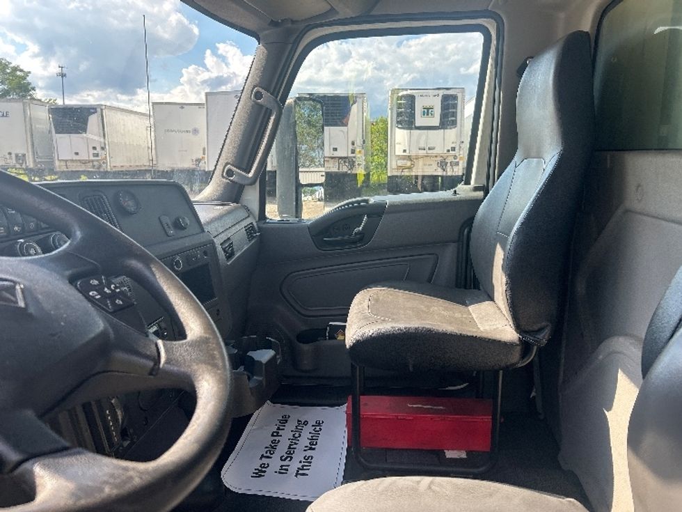 Refrigerated Truck-Light and Medium Duty Trucks-International-2020-MV607-La Porte-IN-188,797\n\t\tmiles-$ 52,750 - Image 19