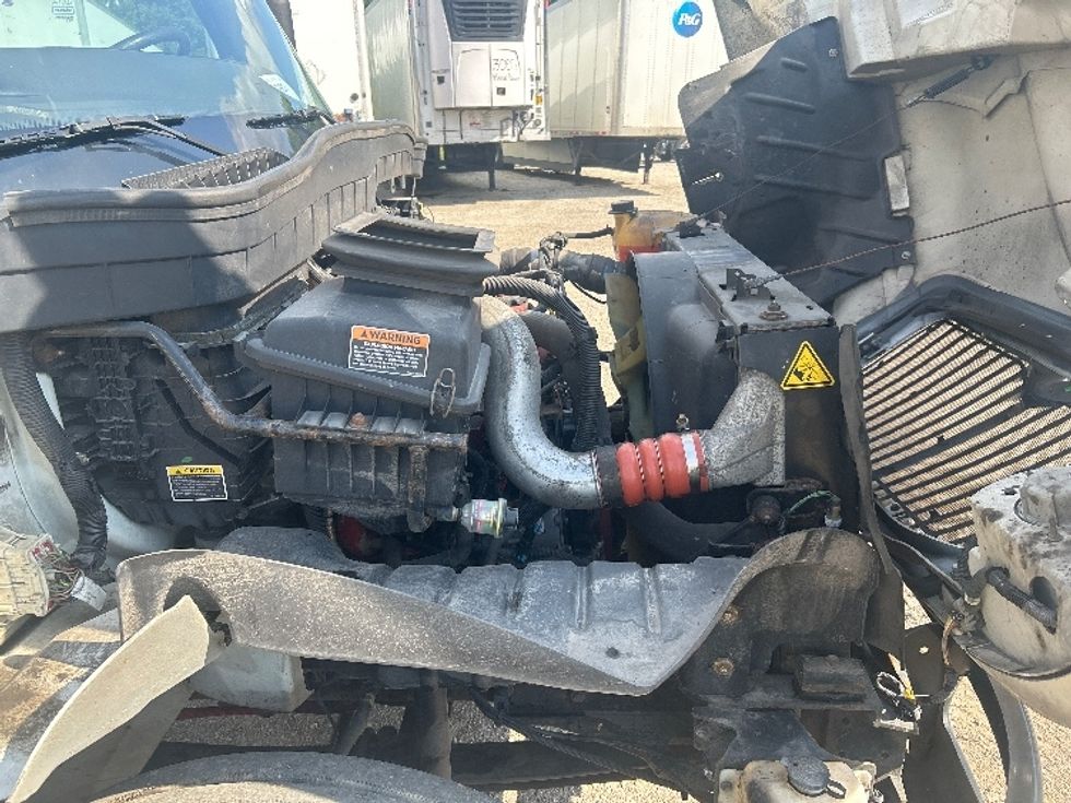 Refrigerated Truck-Light and Medium Duty Trucks-International-2020-MV607-La Porte-IN-188,797\n\t\tmiles-$ 52,750 - Image 23
