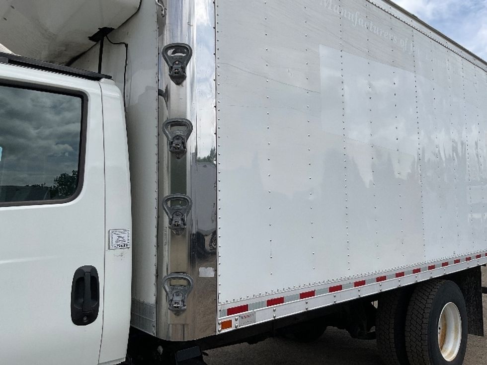 Refrigerated Truck-Light and Medium Duty Trucks-International-2020-MV607-La Porte-IN-195,611\n\t\tmiles-$ 40,000 - Image 25