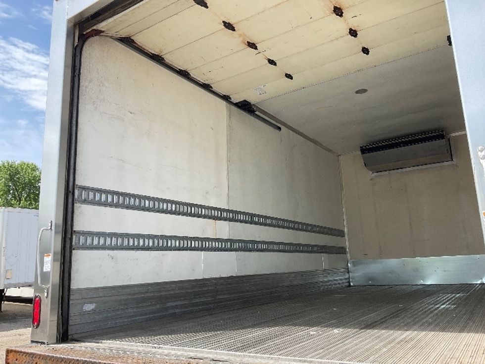 Refrigerated Truck-Light and Medium Duty Trucks-International-2020-MV607-La Porte-IN-195,611\n\t\tmiles-$ 43,250 - Image 10