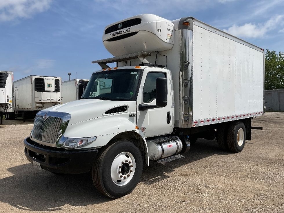 Refrigerated Truck-Light and Medium Duty Trucks-International-2020-MV607-La Porte-IN-195,611\n\t\tmiles-$ 43,250 - Image 3
