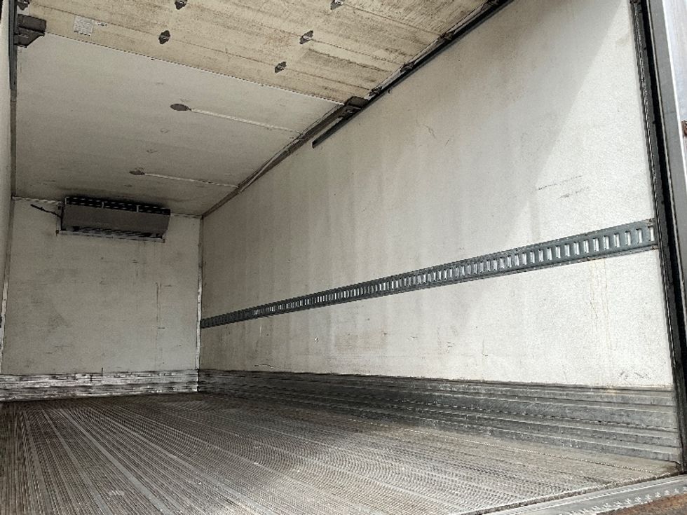 Refrigerated Truck-Light and Medium Duty Trucks-International-2020-MV607-Lancaster-PA-186,611\n\t\tmiles-$ 44,500 - Image 11