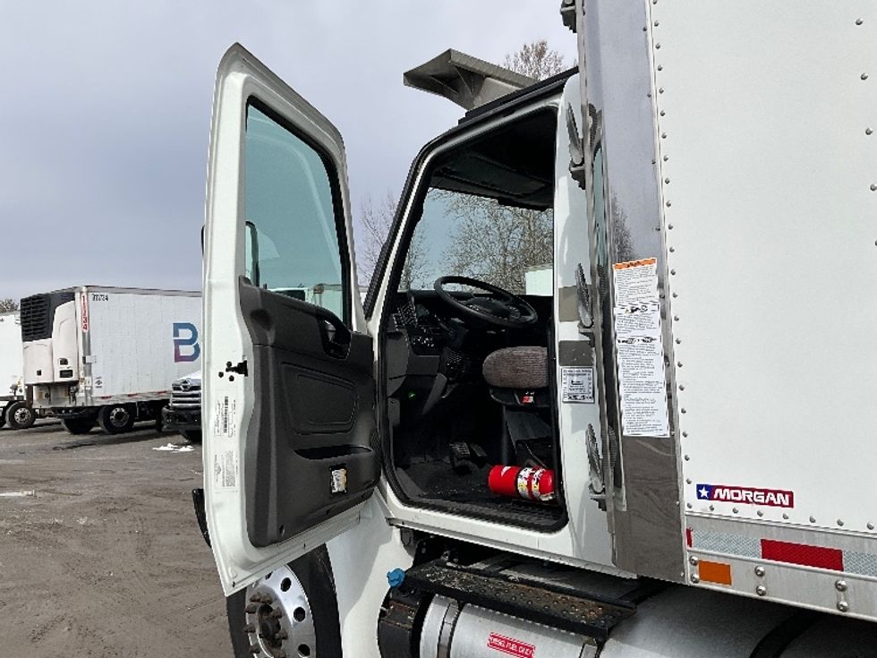 Refrigerated Truck-Light and Medium Duty Trucks-International-2020-MV607-Lancaster-PA-186,611\n\t\tmiles-$ 44,500 - Image 15