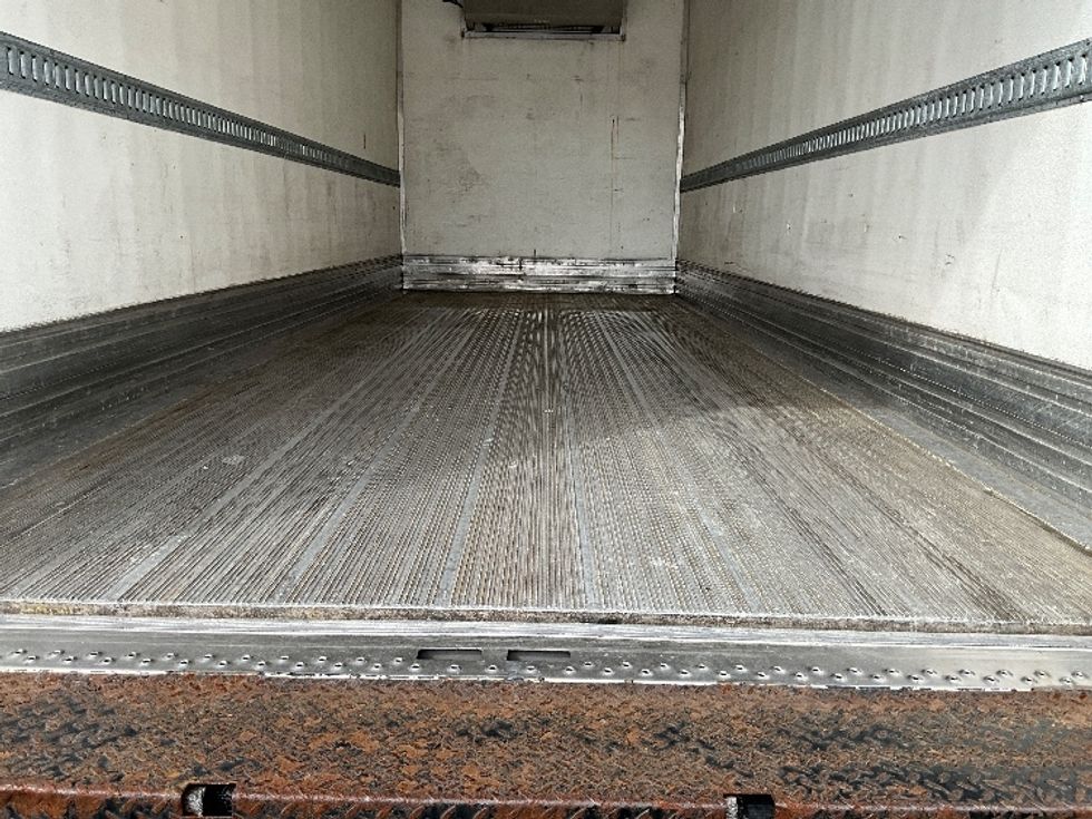 Refrigerated Truck-Light and Medium Duty Trucks-International-2020-MV607-Lancaster-PA-186,611\n\t\tmiles-$ 44,500 - Image 9