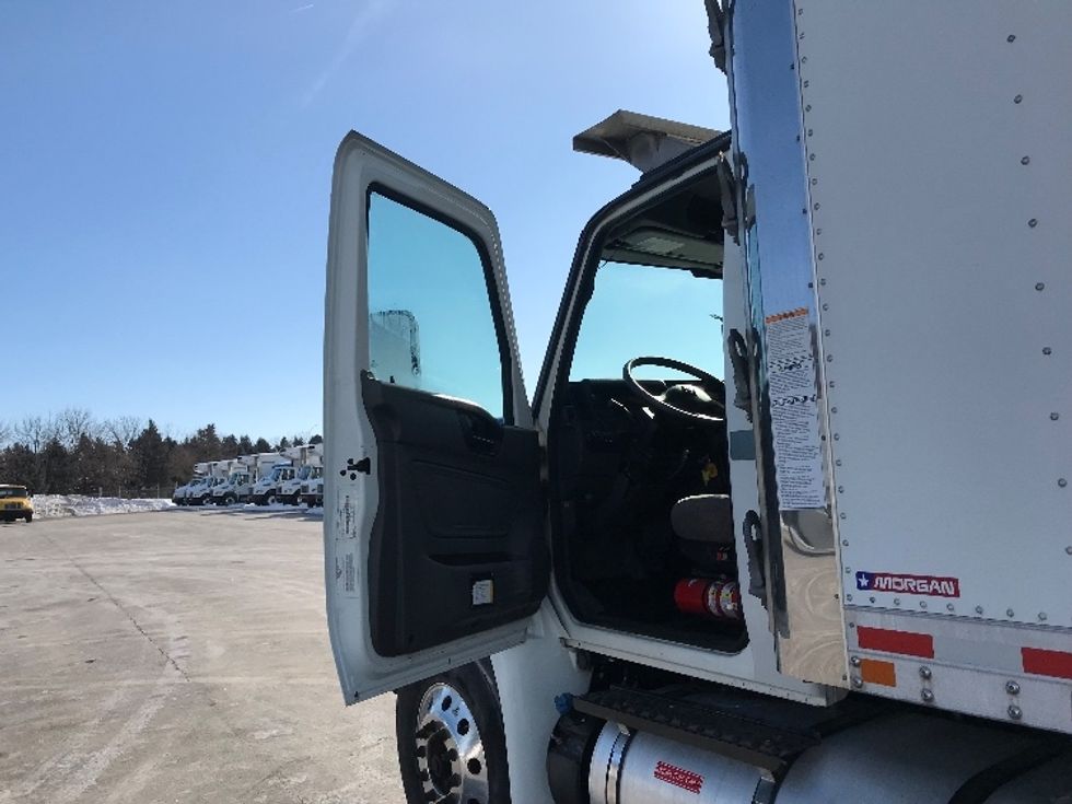 Refrigerated Truck-Light and Medium Duty Trucks-International-2020-MV607-Lancaster-PA-211,781\n\t\tmiles-$ 41,250 - Image 16