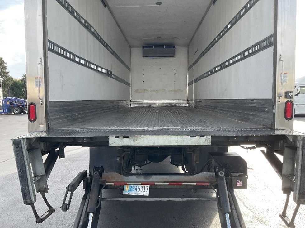 Refrigerated Truck-Light and Medium Duty Trucks-International-2020-MV607-Lancaster-PA-219,042\n\t\tmiles-$ 47,000 - Image 10