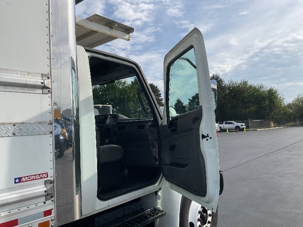 Refrigerated Truck-Light and Medium Duty Trucks-International-2020-MV607-Lancaster-PA-219,042\n\t\tmiles-$ 47,000 - Image 20