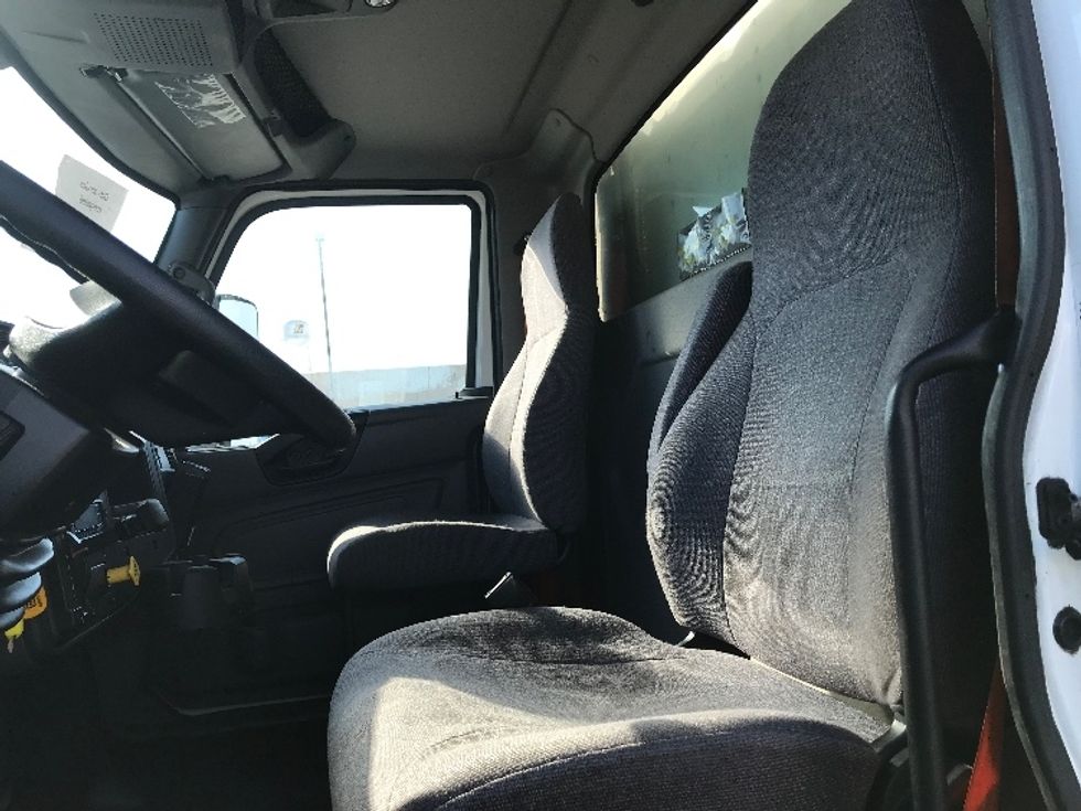 Refrigerated Truck-Light and Medium Duty Trucks-International-2020-MV607-Lancaster-PA-230,584\n\t\tmiles-$ 38,750 - Image 19
