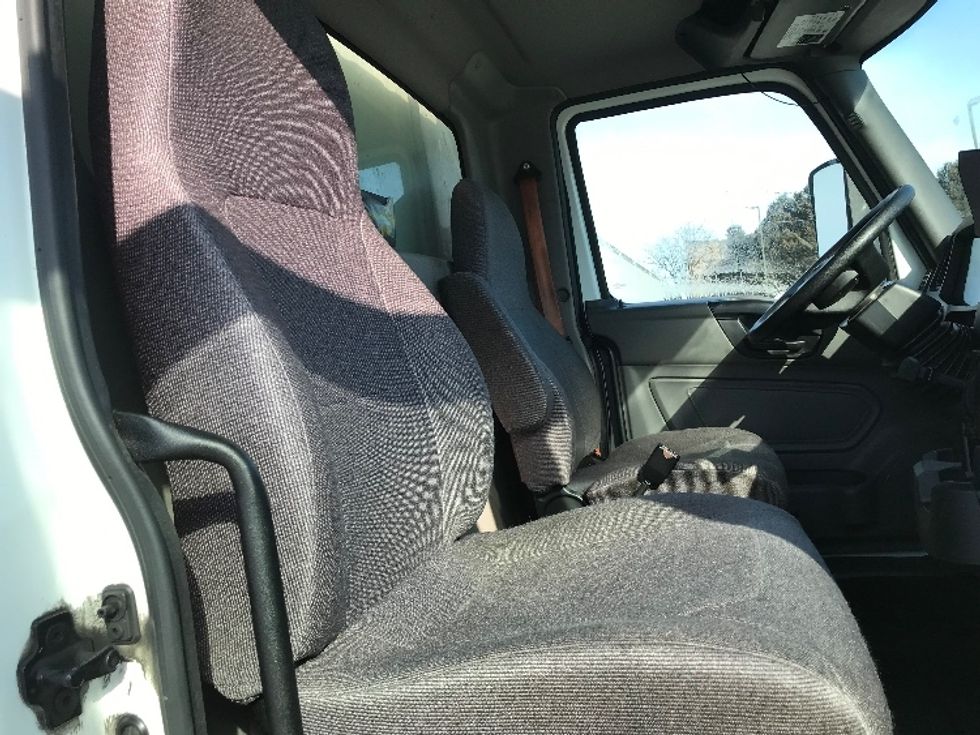 Refrigerated Truck-Light and Medium Duty Trucks-International-2020-MV607-Lancaster-PA-230,584\n\t\tmiles-$ 38,750 - Image 23