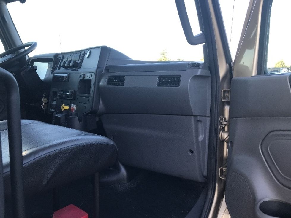 Refrigerated Truck-Light and Medium Duty Trucks-International-2020-MV607-Lancaster-PA-232,723\n\t\tmiles-$ 43,500 - Image 21
