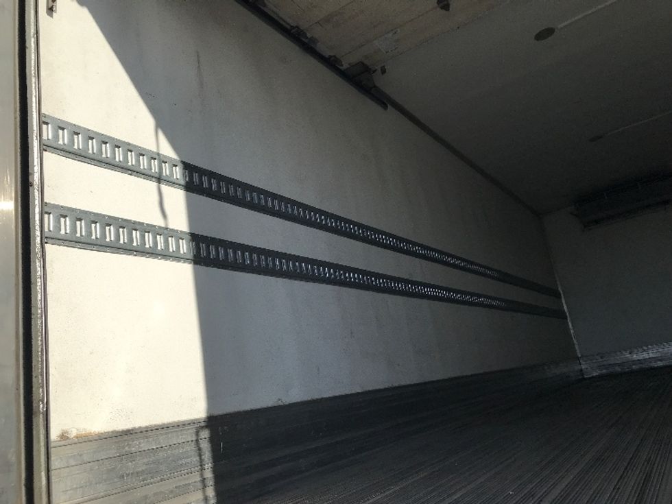 Refrigerated Truck-Light and Medium Duty Trucks-International-2020-MV607-Lancaster-PA-234,665\n\t\tmiles-$ 38,250 - Image 11