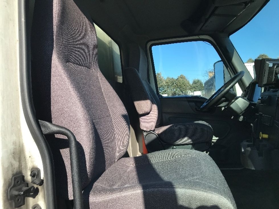 Refrigerated Truck-Light and Medium Duty Trucks-International-2020-MV607-Lancaster-PA-303,351\n\t\tmiles-$ 25,500 - Image 22