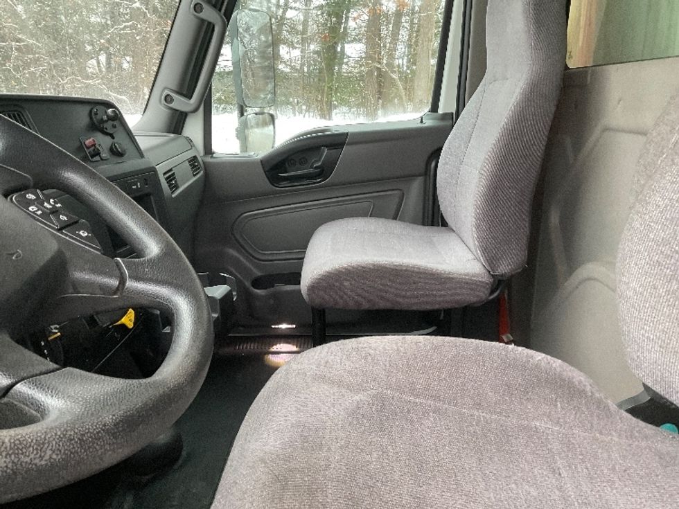 Refrigerated Truck-Light and Medium Duty Trucks-International-2020-MV607-Lansing-MI-462,848\n\t\tmiles-$ 21,750 - Image 19