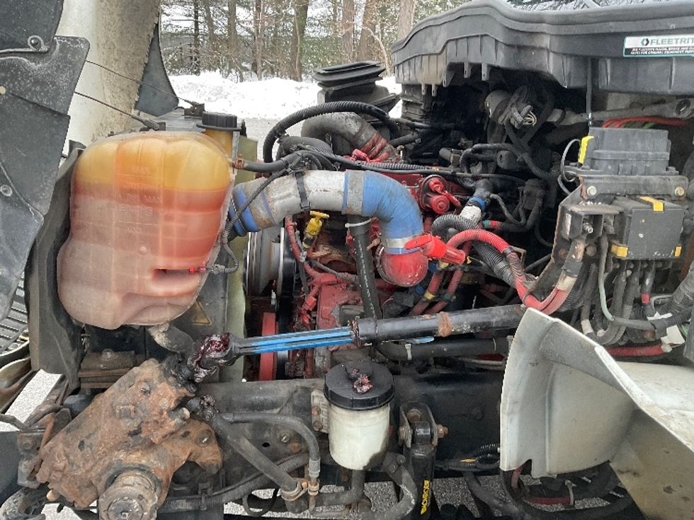 Refrigerated Truck-Light and Medium Duty Trucks-International-2020-MV607-Lansing-MI-462,848\n\t\tmiles-$ 21,750 - Image 24