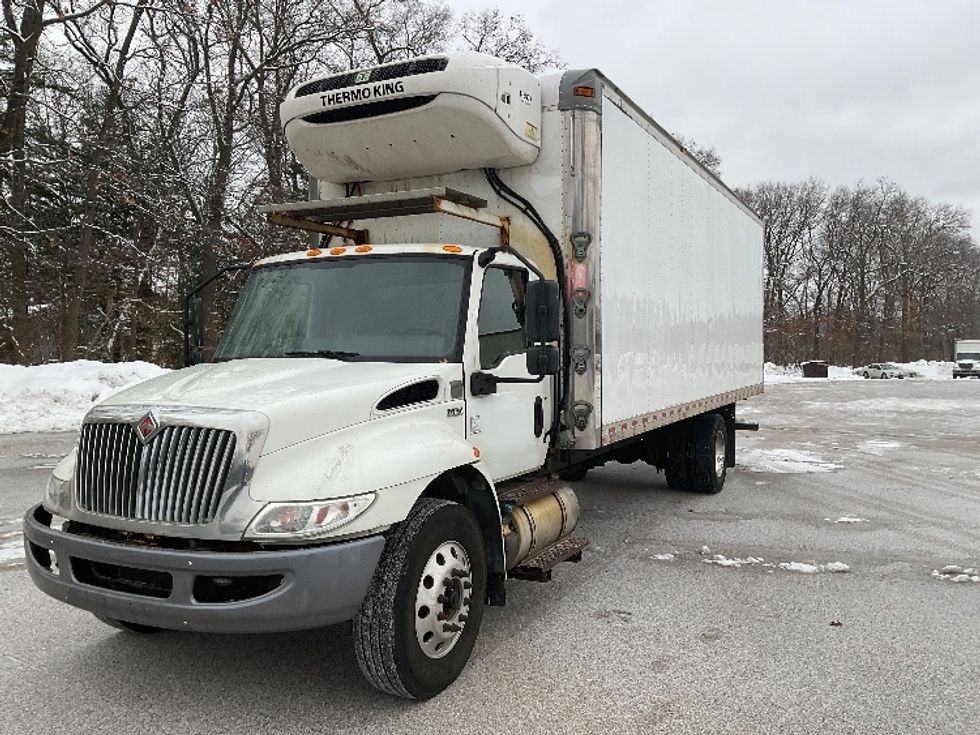 Refrigerated Truck-Light and Medium Duty Trucks-International-2020-MV607-Lansing-MI-462,848\n\t\tmiles-$ 21,750 - Image 3
