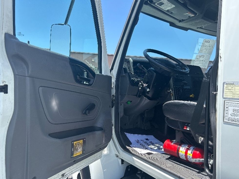 Refrigerated Truck-Light and Medium Duty Trucks-International-2020-MV607-Las Vegas-NV-137,580\n\t\tmiles-$ 67,250 - Image 16