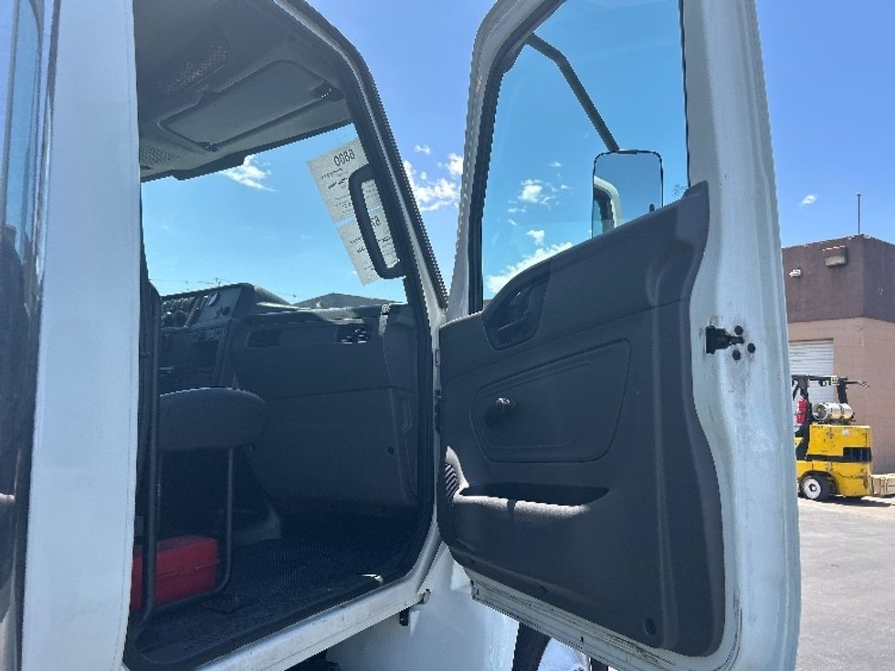 Refrigerated Truck-Light and Medium Duty Trucks-International-2020-MV607-Las Vegas-NV-137,580\n\t\tmiles-$ 67,250 - Image 20