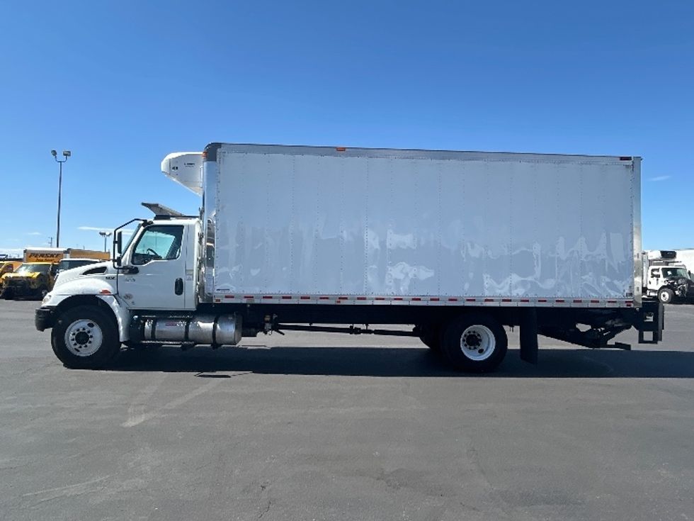 Refrigerated Truck-Light and Medium Duty Trucks-International-2020-MV607-Las Vegas-NV-90,289\n\t\tmiles-$ 70,250 - Image 4