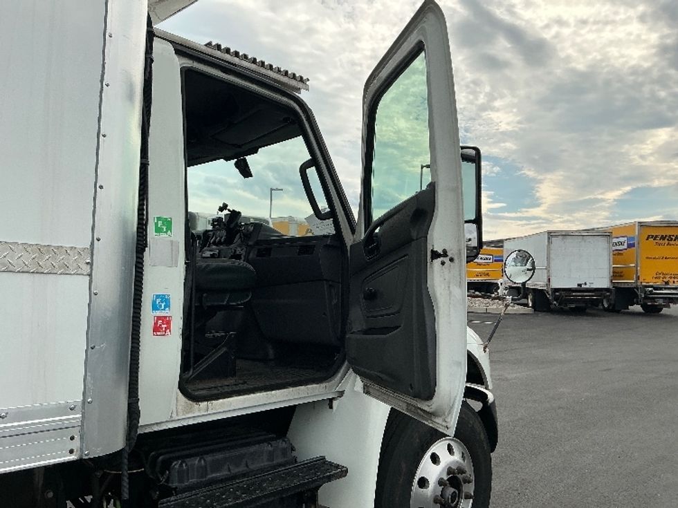 Refrigerated Truck-Light and Medium Duty Trucks-International-2020-MV607-Linden-NJ-153,163\n\t\tmiles-$ 57,000 - Image 18