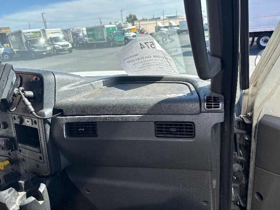Refrigerated Truck-Light and Medium Duty Trucks-International-2020-MV607-Linden-NJ-153,163\n\t\tmiles-$ 57,000 - Image 19