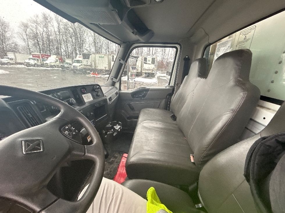 Refrigerated Truck-Light and Medium Duty Trucks-International-2020-MV607-Liverpool-NY-170,074\n\t\tmiles-$ 49,000 - Image 19