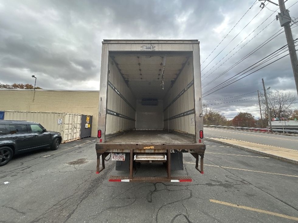 Refrigerated Truck-Light and Medium Duty Trucks-International-2020-MV607-Londonderry-NH-261,655\n\t\tmiles-$ 34,000 - Image 8