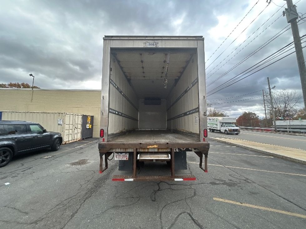 Refrigerated Truck-Light and Medium Duty Trucks-International-2020-MV607-Londonderry-NH-261,655\n\t\tmiles-$ 34,000 - Image 9