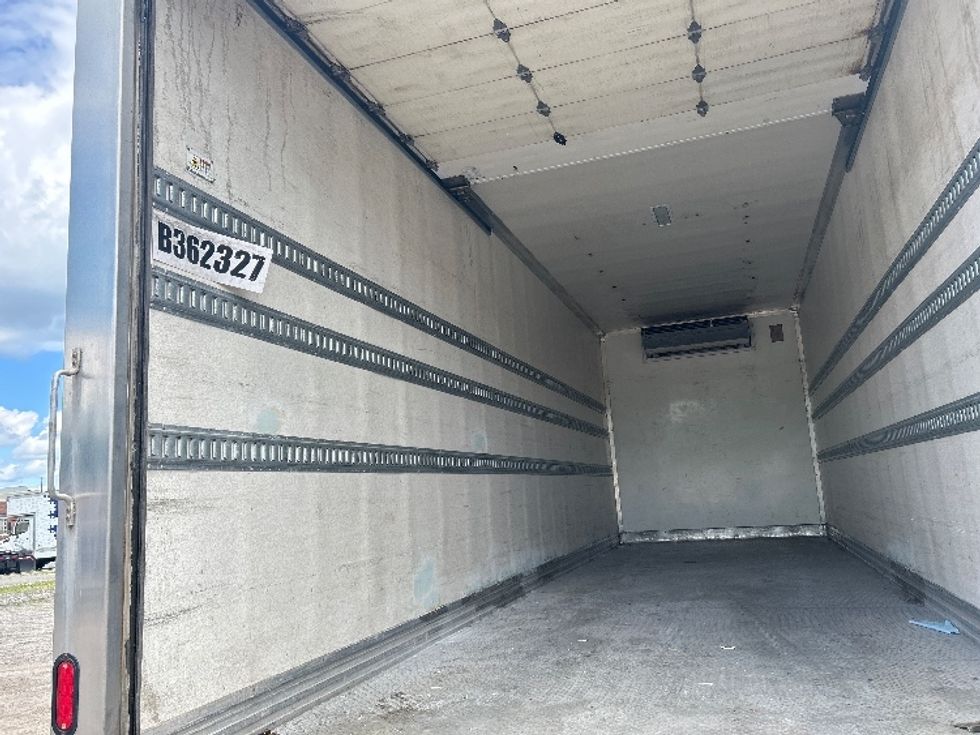 Refrigerated Truck-Light and Medium Duty Trucks-International-2020-MV607-Londonderry-NH-292,111\n\t\tmiles-$ 36,250 - Image 11
