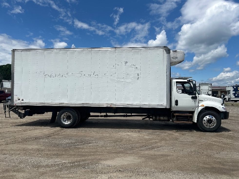 Refrigerated Truck-Light and Medium Duty Trucks-International-2020-MV607-Londonderry-NH-292,111\n\t\tmiles-$ 36,250 - Image 15