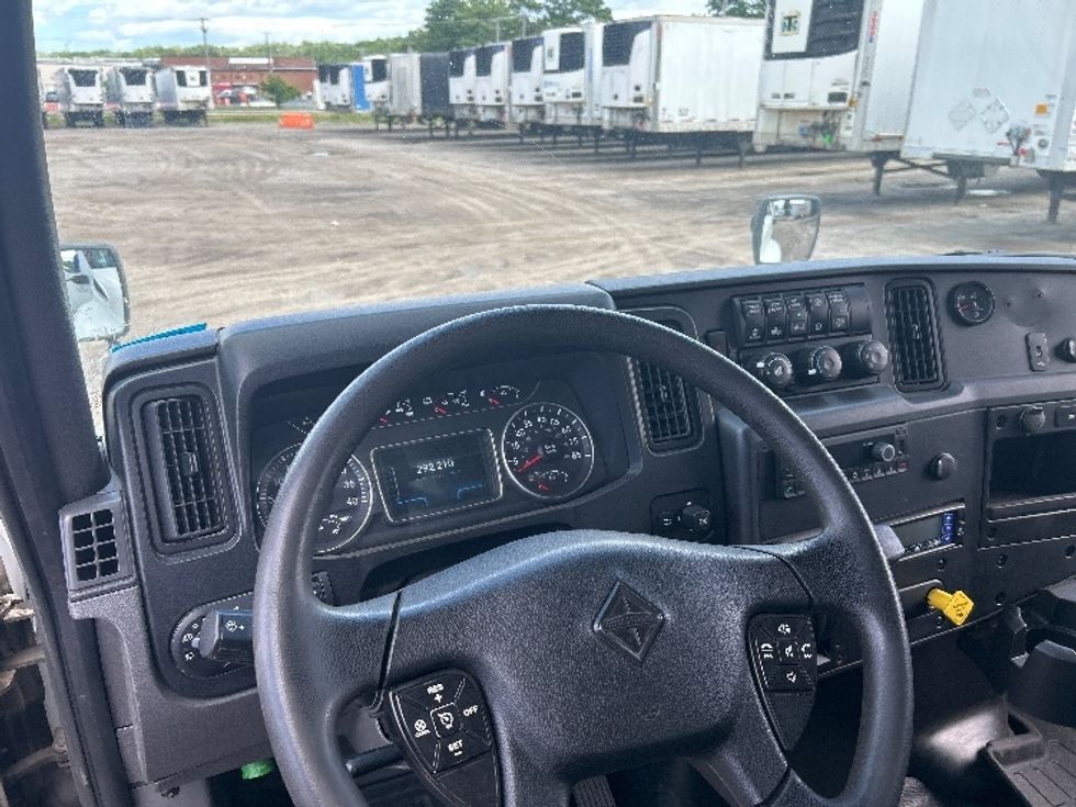 Refrigerated Truck-Light and Medium Duty Trucks-International-2020-MV607-Londonderry-NH-292,111\n\t\tmiles-$ 36,250 - Image 18