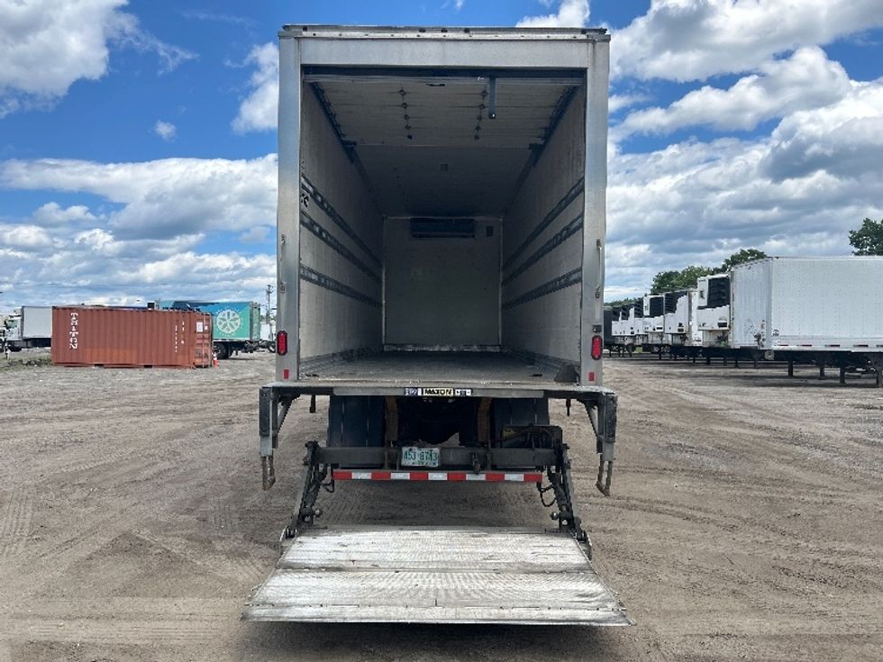 Refrigerated Truck-Light and Medium Duty Trucks-International-2020-MV607-Londonderry-NH-292,111\n\t\tmiles-$ 36,250 - Image 9