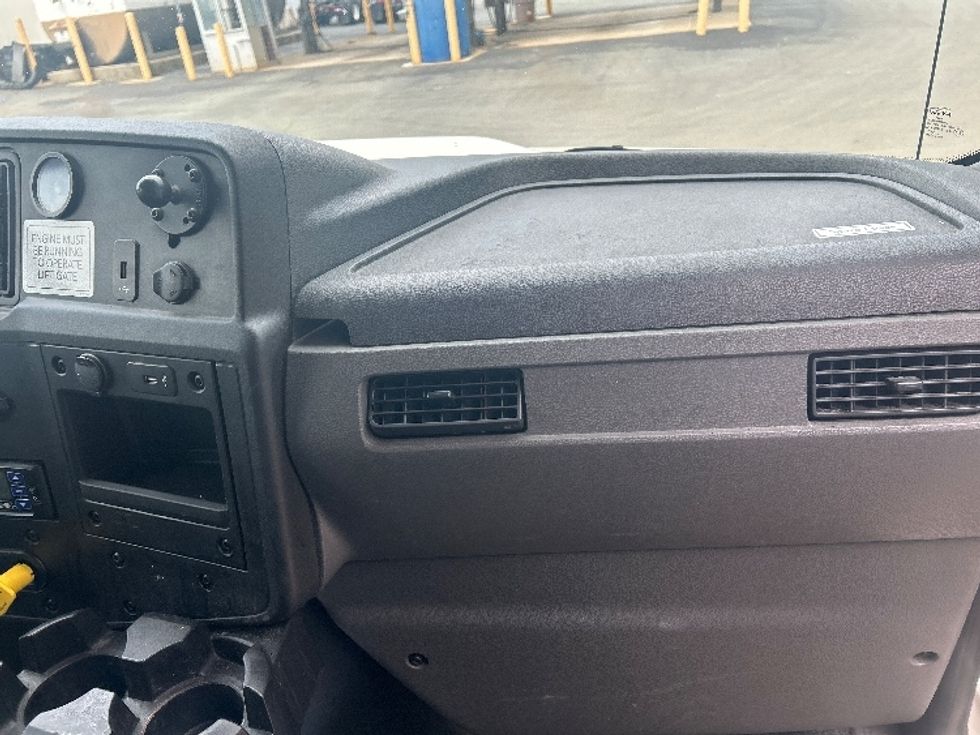 Refrigerated Truck-Light and Medium Duty Trucks-International-2020-MV607-Mebane-NC-140,375\n\t\tmiles-$ 68,750 - Image 21