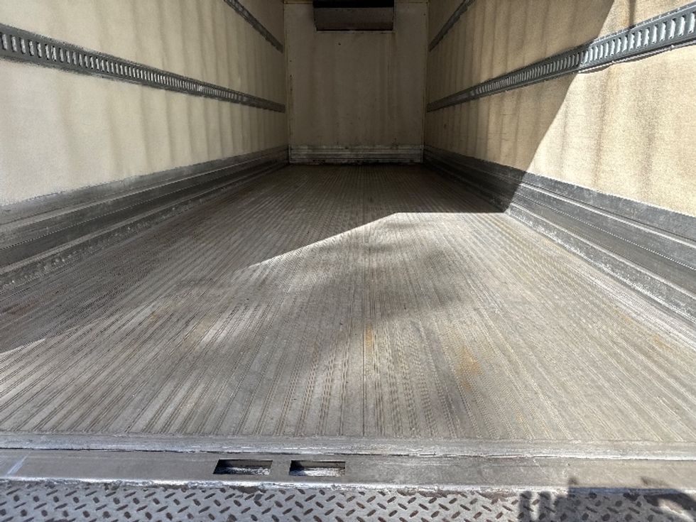 Refrigerated Truck-Light and Medium Duty Trucks-International-2020-MV607-Medley-FL-232,164\n\t\tmiles-$ 35,250 - Image 10