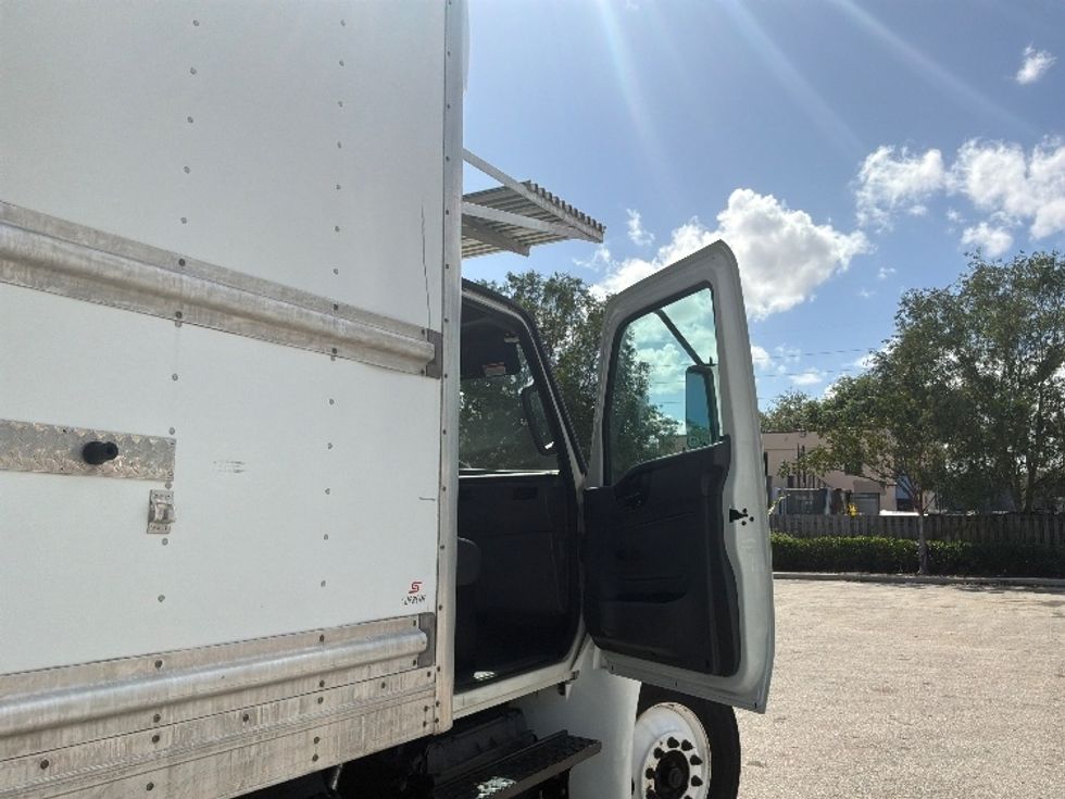 Refrigerated Truck-Light and Medium Duty Trucks-International-2020-MV607-Medley-FL-249,645\n\t\tmiles-$ 43,000 - Image 17