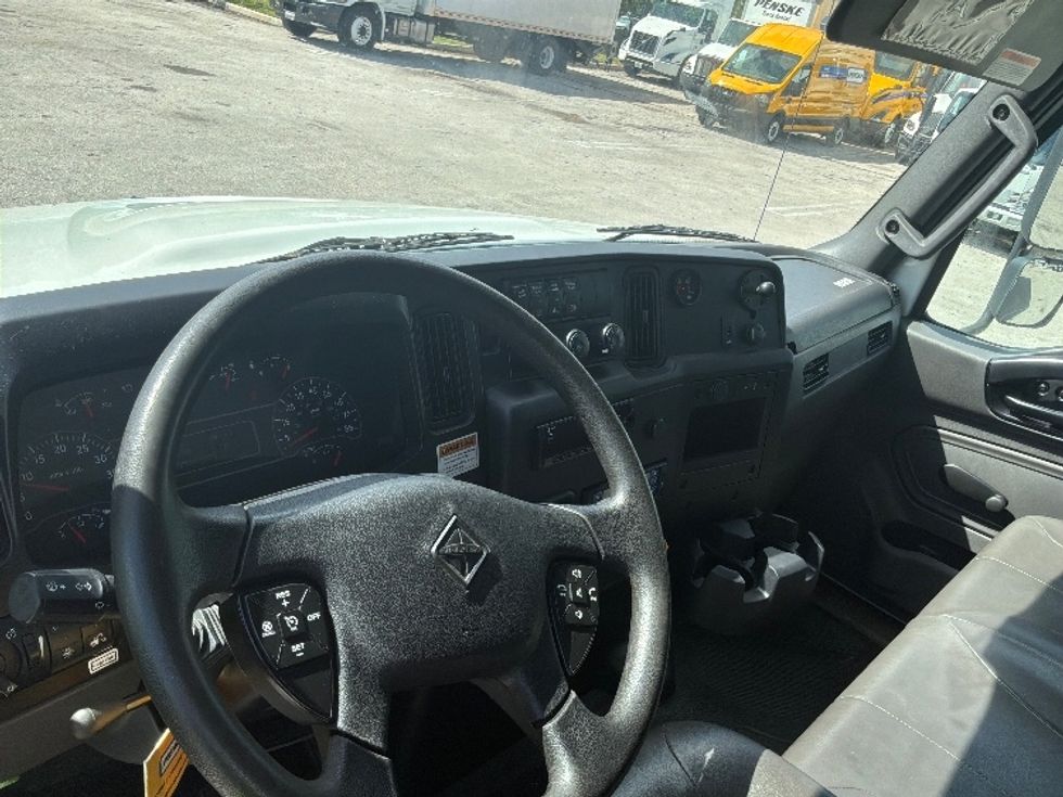 Refrigerated Truck-Light and Medium Duty Trucks-International-2020-MV607-Medley-FL-249,645\n\t\tmiles-$ 43,000 - Image 19