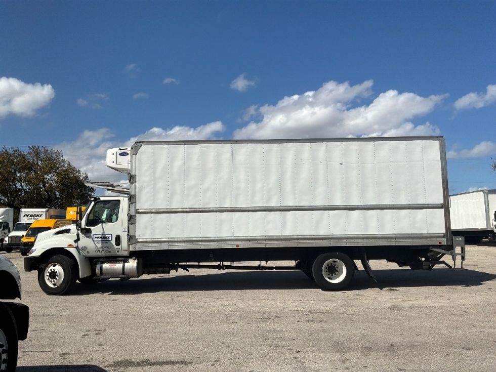 Refrigerated Truck-Light and Medium Duty Trucks-International-2020-MV607-Medley-FL-249,645\n\t\tmiles-$ 43,000 - Image 4