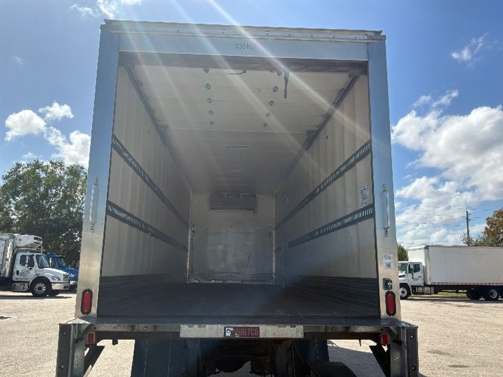 Refrigerated Truck-Light and Medium Duty Trucks-International-2020-MV607-Medley-FL-249,645\n\t\tmiles-$ 43,000 - Image 8