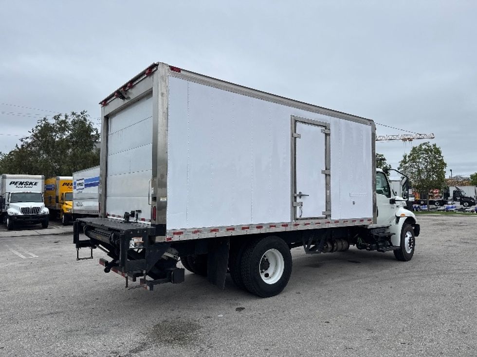 Refrigerated Truck-Light and Medium Duty Trucks-International-2020-MV607-Medley-FL-55,305\n\t\tmiles-$ 60,500 - Image 13