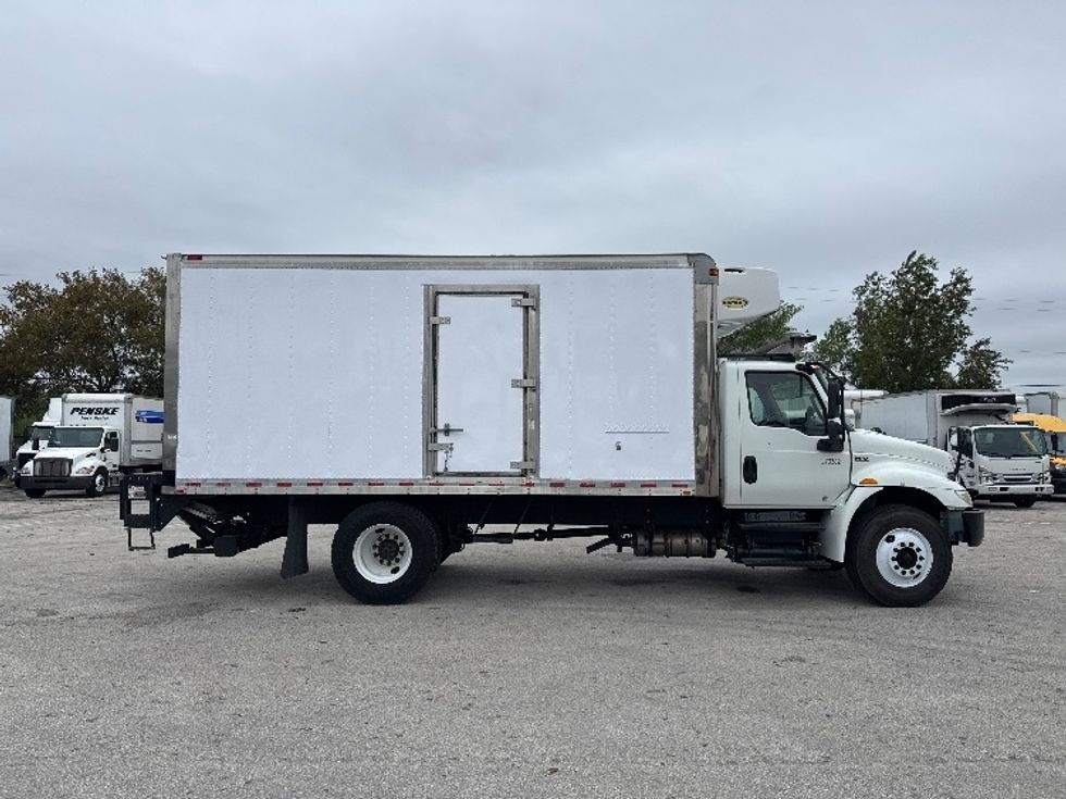 Refrigerated Truck-Light and Medium Duty Trucks-International-2020-MV607-Medley-FL-55,305\n\t\tmiles-$ 60,500 - Image 15