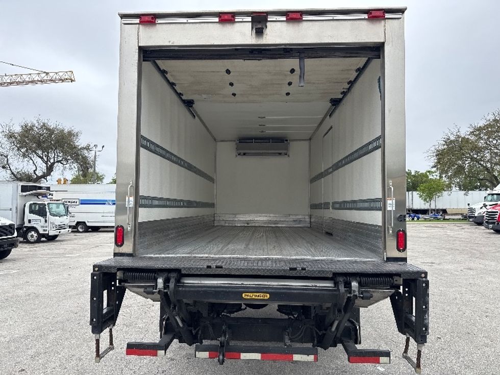 Refrigerated Truck-Light and Medium Duty Trucks-International-2020-MV607-Medley-FL-55,305\n\t\tmiles-$ 60,500 - Image 8