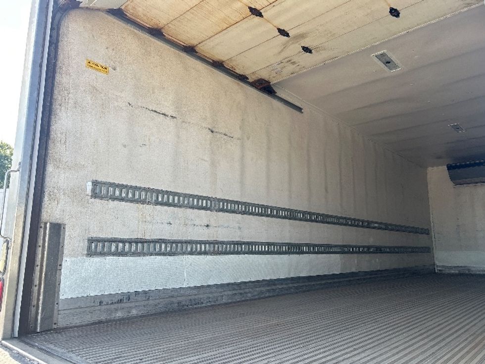 Refrigerated Truck-Light and Medium Duty Trucks-International-2020-MV607-Melrose Park-IL-324,098\n\t\tmiles-$ 26,000 - Image 11